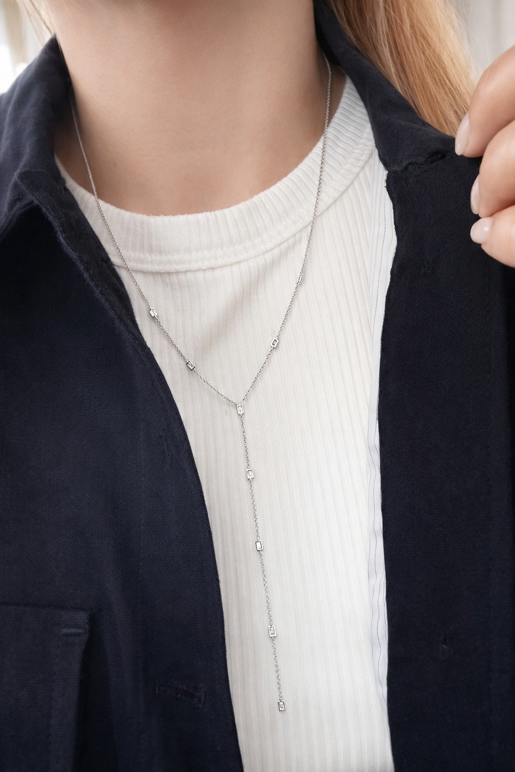 EF-Collection Baguette Diamond Lariat