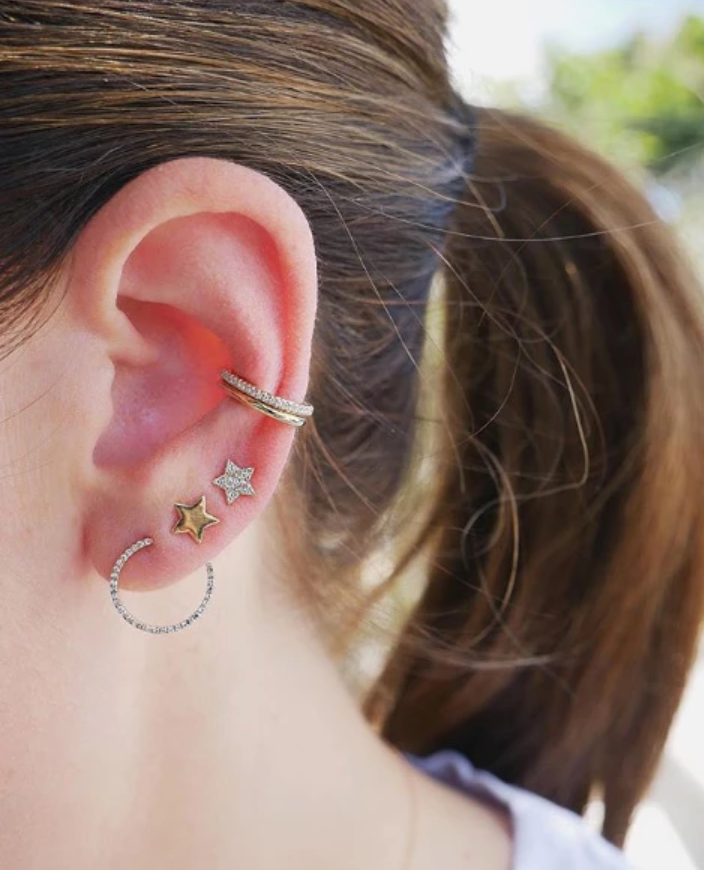 EF-Collection Gold Star Stud Earrings