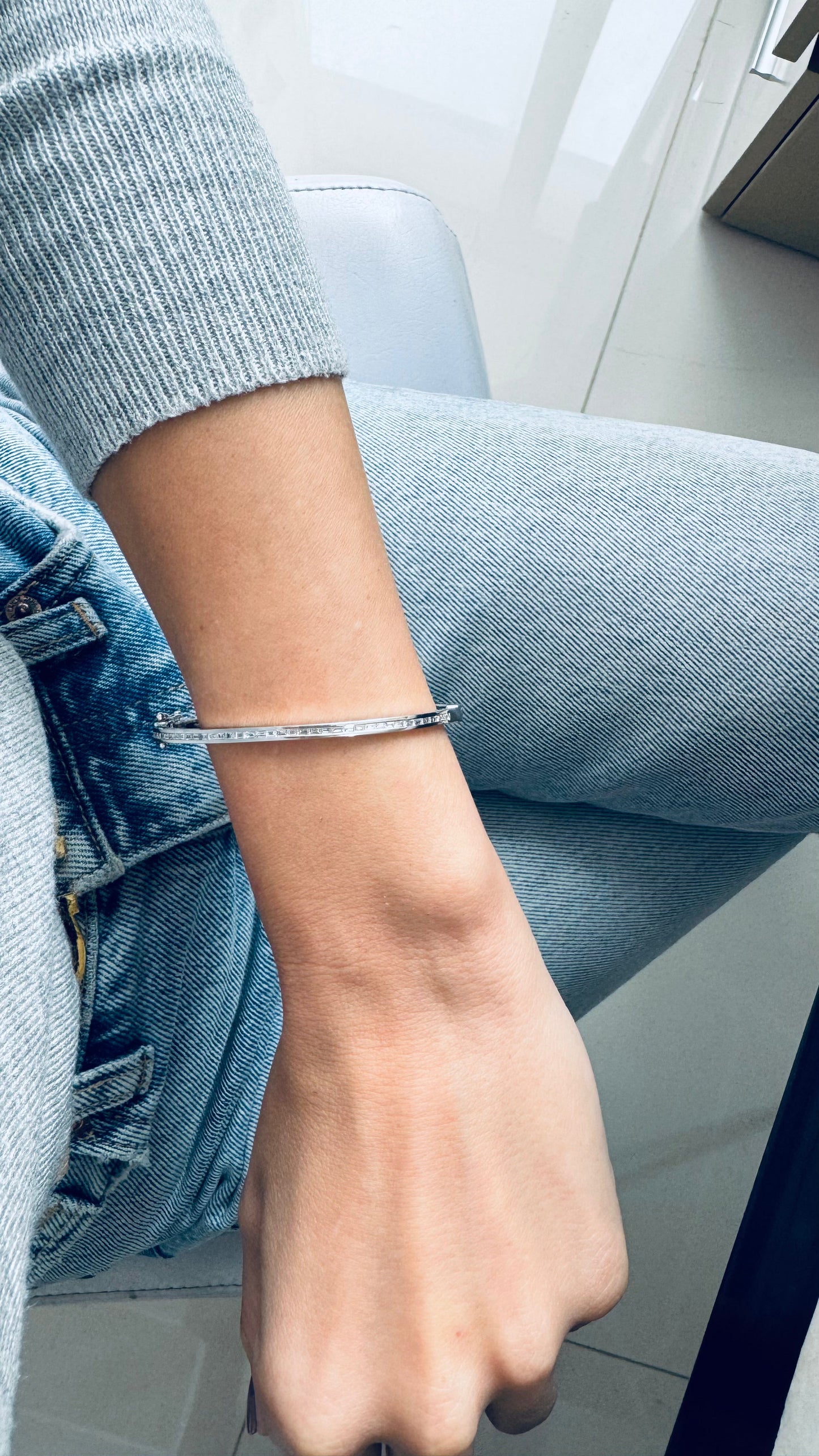 EF-Collection Baguette Diamond Cuff