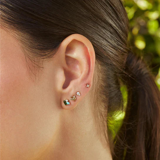 EF-Collection Triple Treasure Stud Earrings